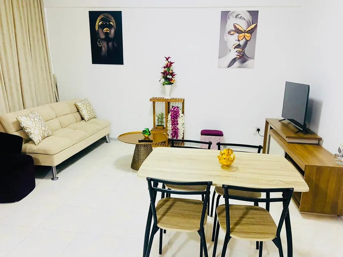 Apartment Knights Inn Dubai United Arab Emirates